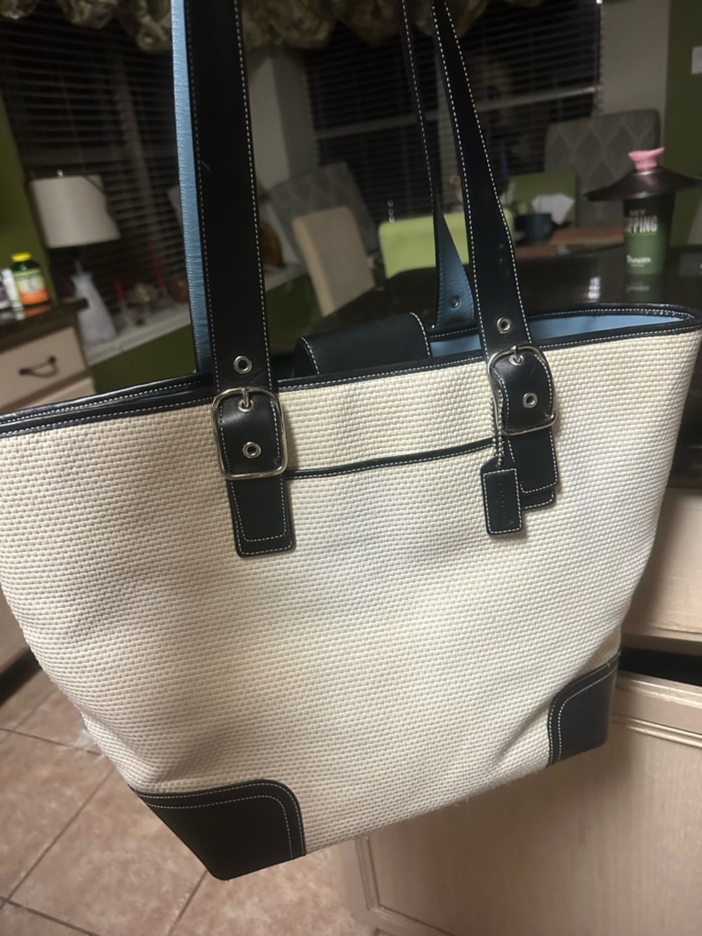 COACH Classic Cream & Black Tote Bag - Stylish Everyday Carry